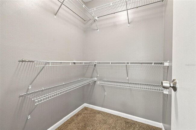 Building Photo - 570 Bahia Cir