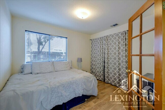 Building Photo - Gorgeous, 4BD/3BA, Home in Esteemed Laguna Neighborhood, Elk Grove, near Kloss Park!