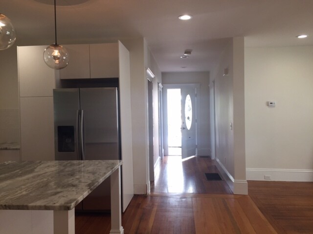 Building Photo - 65 Parker Street