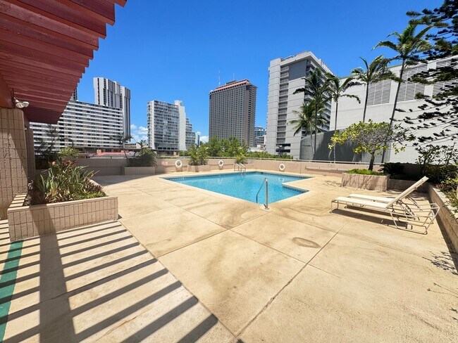 Building Photo - 1848 Kahakai Dr