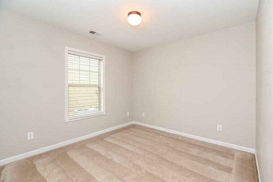 Building Photo - 416 Arrowhead Trail