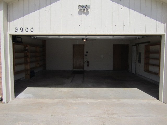 Building Photo - 9900 Rockwell Terrace