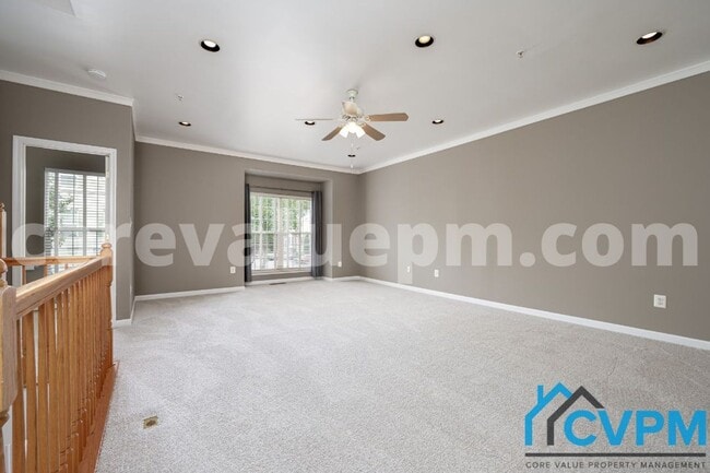Building Photo - 2668 Streamview Dr