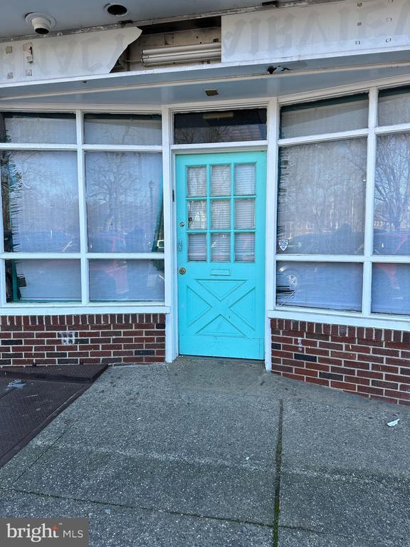 Building Photo - 1192 Yorkship Square