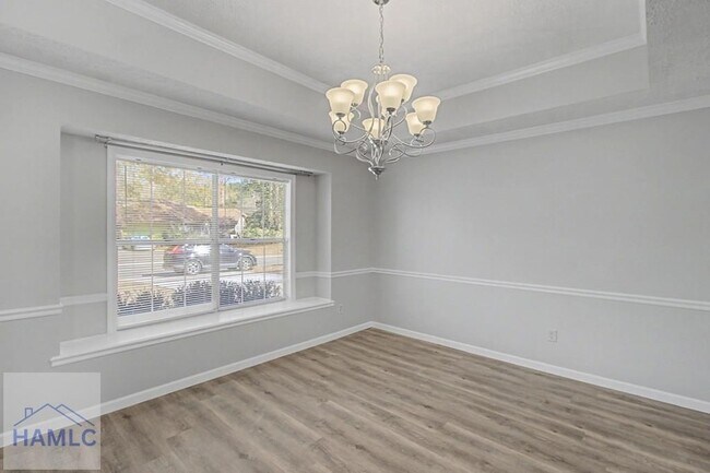 Building Photo - 412 Arlington Dr