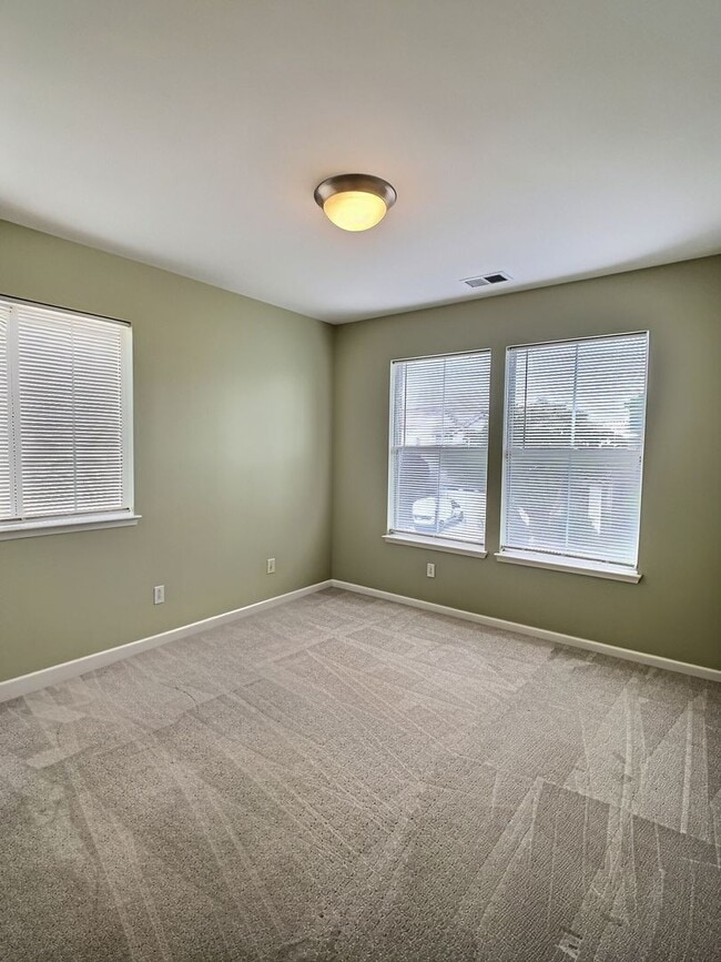 Building Photo - 2997 Briona Ct