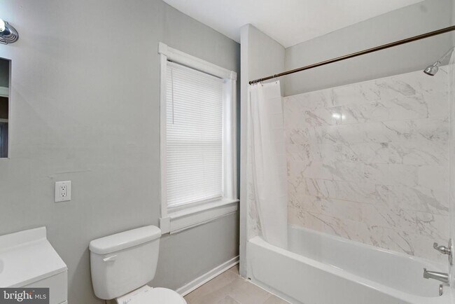 Building Photo - 4335 N Orianna St