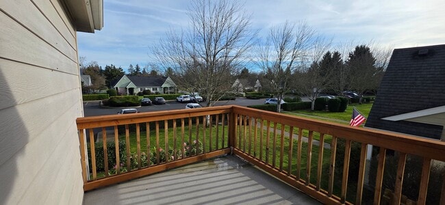 Building Photo - Beautiful Condo in Gilham