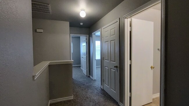 Building Photo - The Gardens at Summit Townhome: 3 Bedroom * 1-car Garage * WD Connections