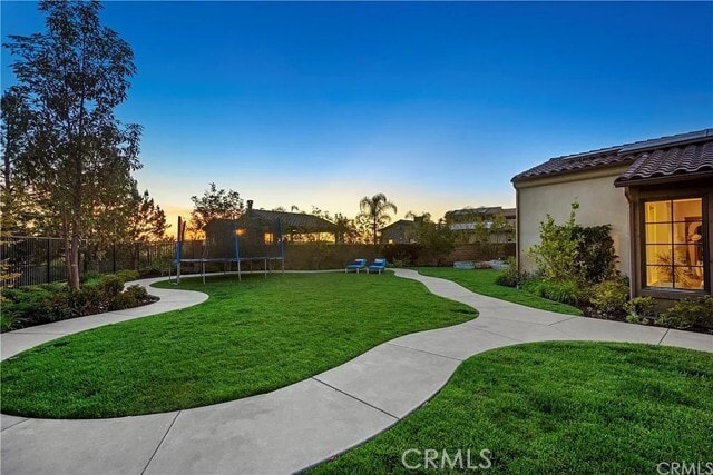 Building Photo - 9 Paniolo Rd