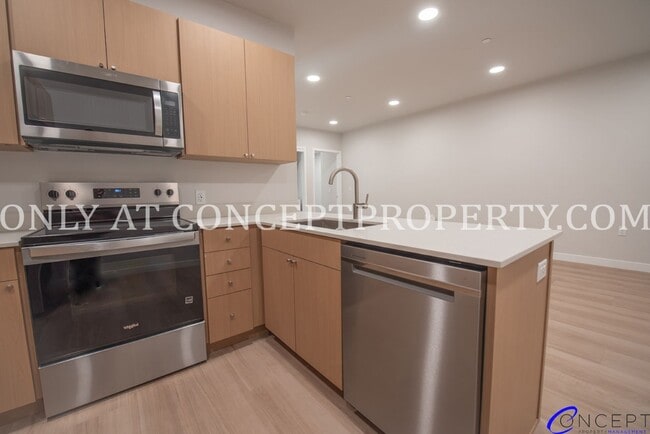 Building Photo - Brand-New Luxury Living with Mountain Charm at Studio Crossing - ***ONE MONTH RENT FREE(oac)***