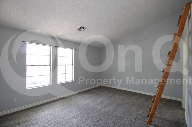 Building Photo - 3431 W Morrow Dr