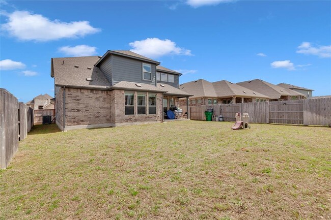 Building Photo - 122 Shagbark Trl