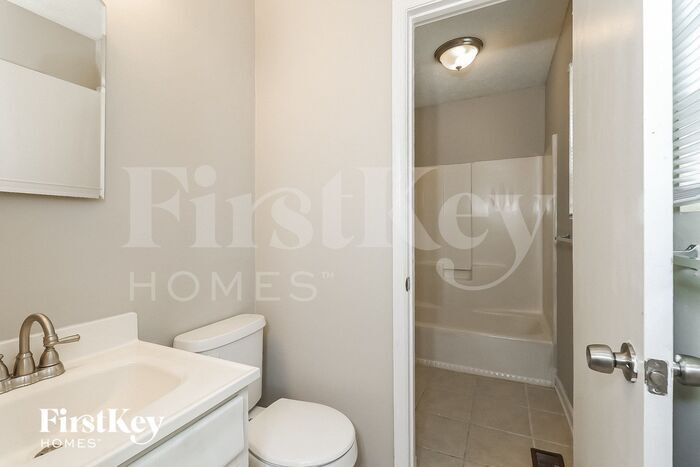 Building Photo - 77 Turnrow Ct