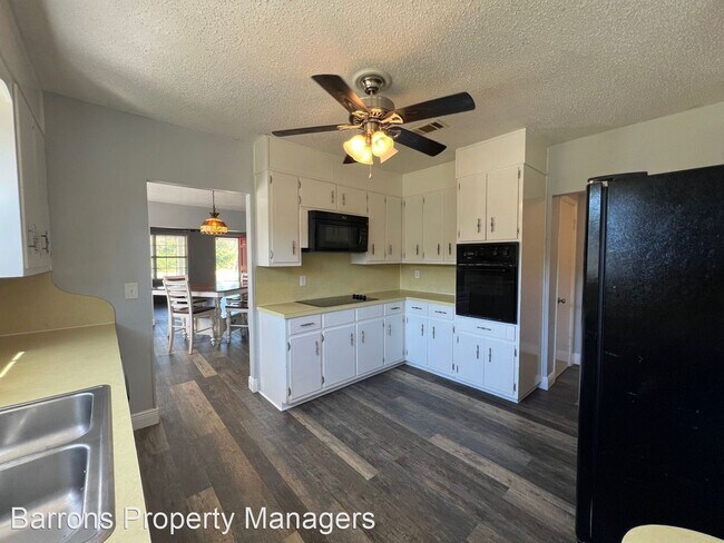 Building Photo - 3 br, 3 bath House - 941 Summer Shade Lane