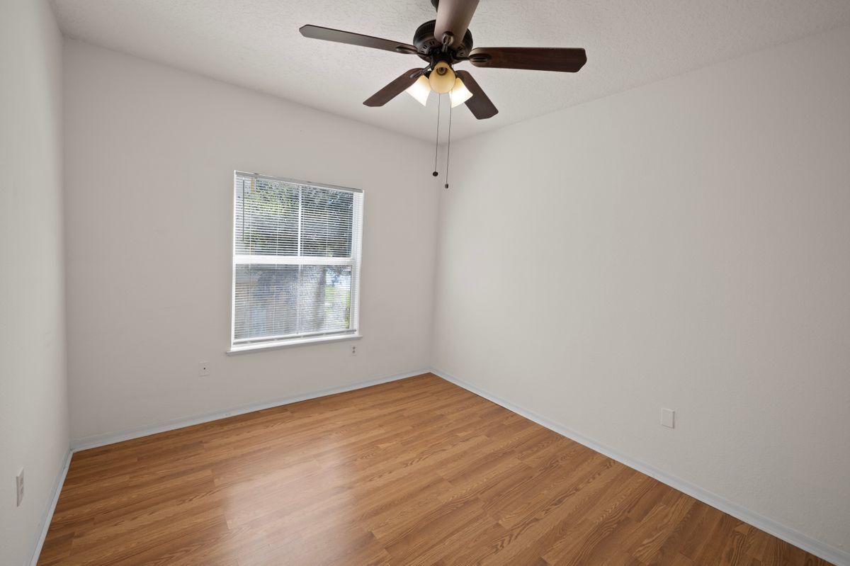 Building Photo - 11510 Villa Grand