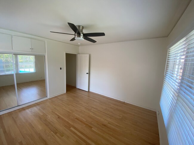 Primary Bedroom - 5116 Biloxi Ave