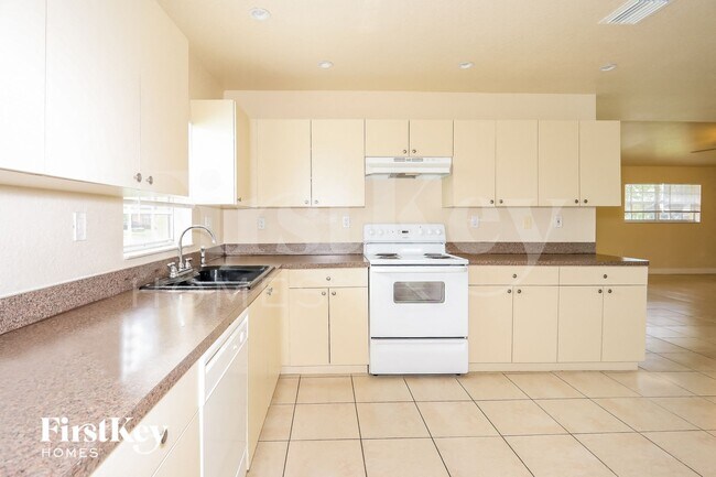 Building Photo - 4970 NW 12th St