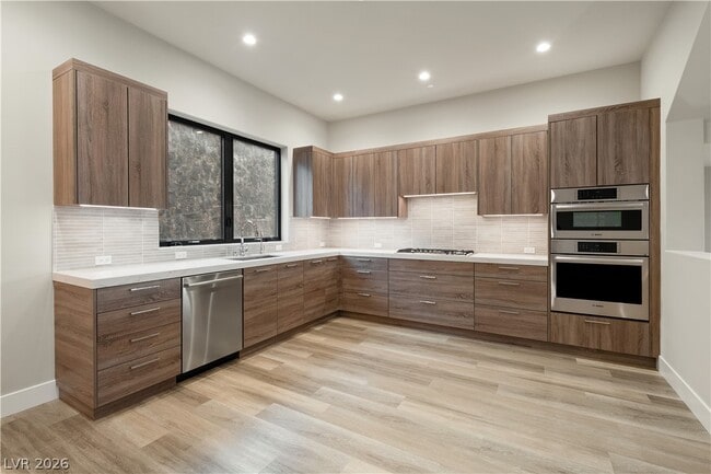 Building Photo - 446 Tranquil Peak Ct