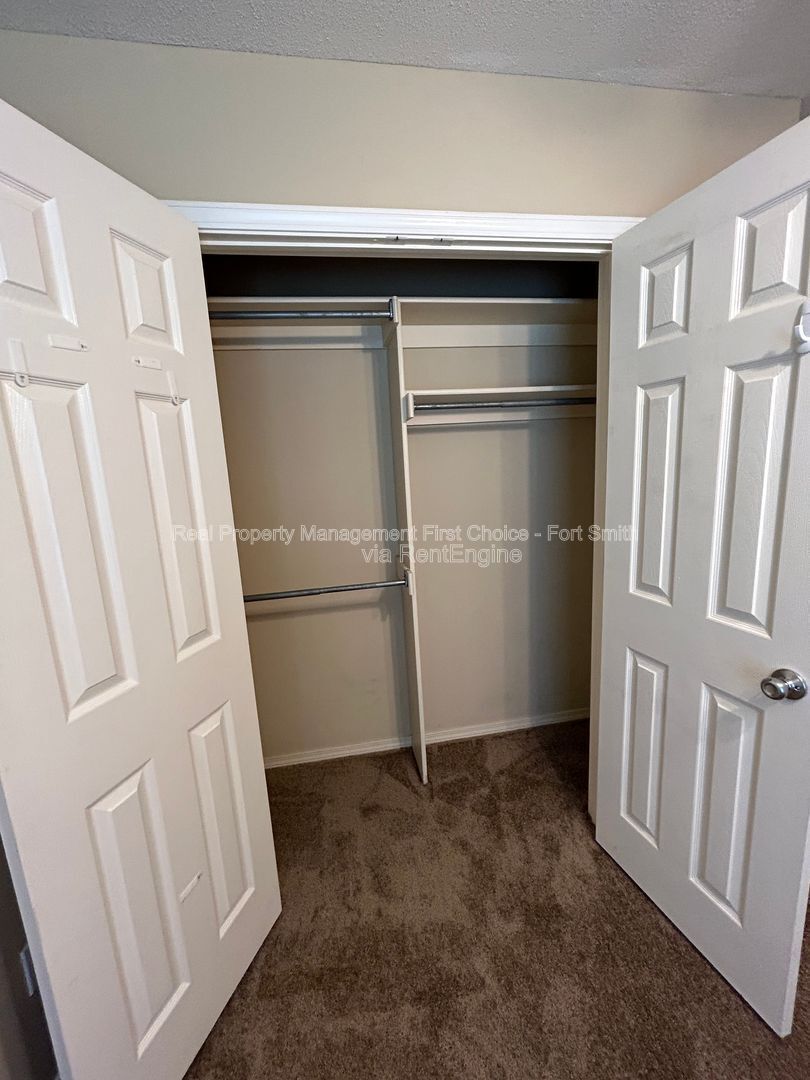 Building Photo - 775 Mt Harmony Rd