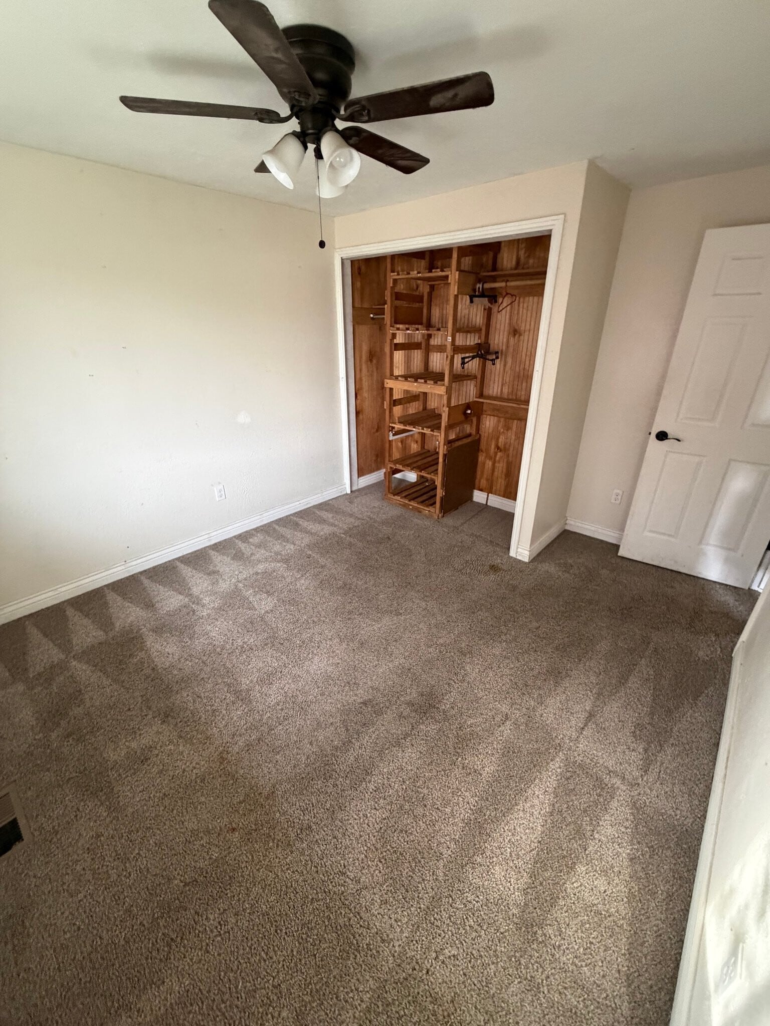 Building Photo - 1578 Onyx Dr