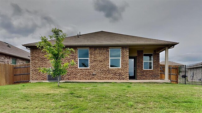 Building Photo - 201 Baum Dr