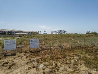 Building Photo - Panorama