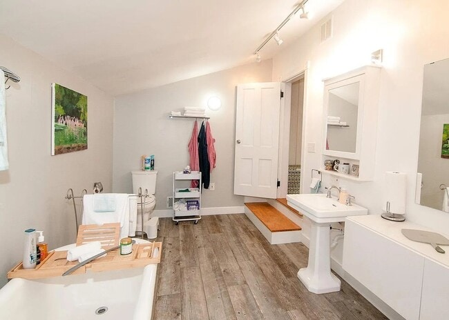 Building Photo - Gorgeous 19th Century Victorian showpiece