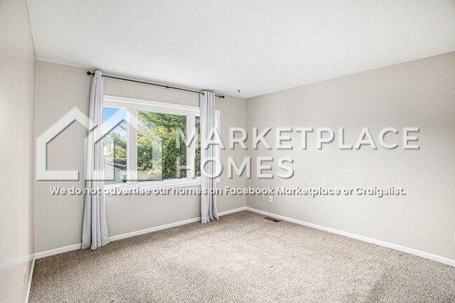 Building Photo - 2341 Graystone Dr