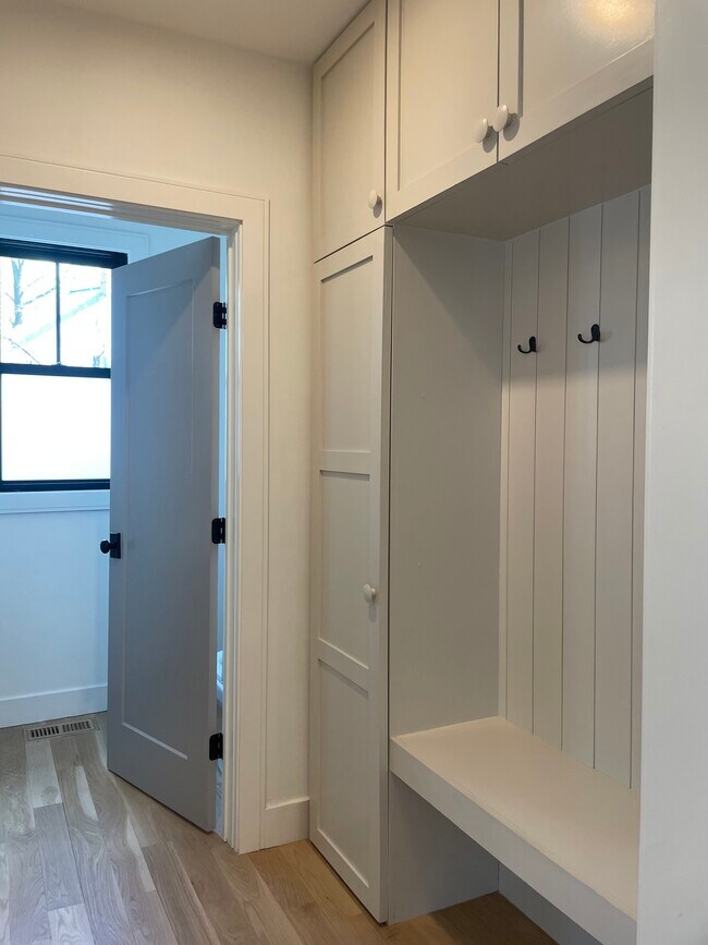 entry closet space - 39 Cottage Ln