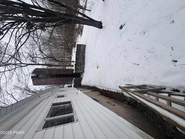 Building Photo - 2566 Easton Turnpike