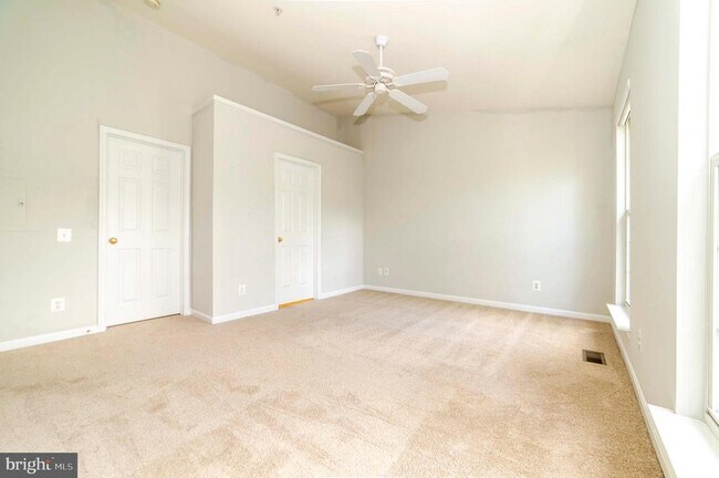 Building Photo - 12715 Fair Crest Ct