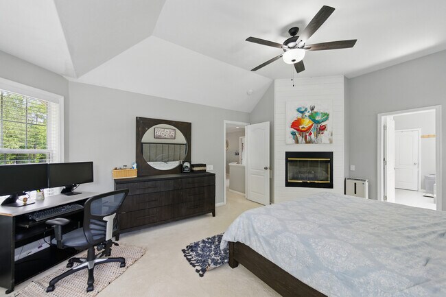 Building Photo - 2641 Springhaven Dr