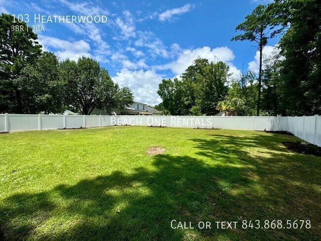 Building Photo - 103 Heatherwood-