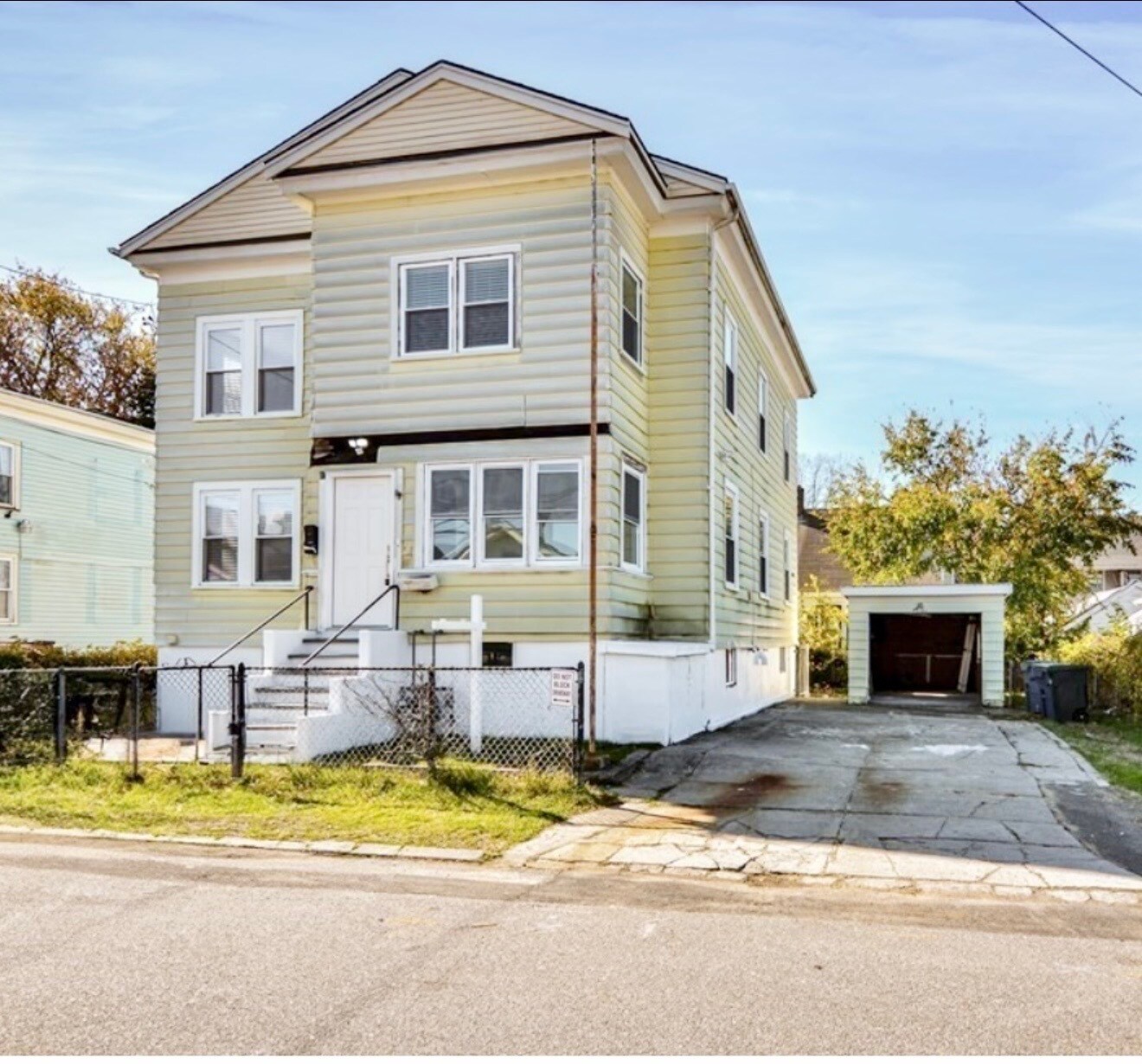 Building Photo - 12 Leroy Ave