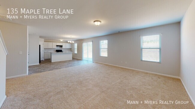 Building Photo - 135 Maple Tree Ln