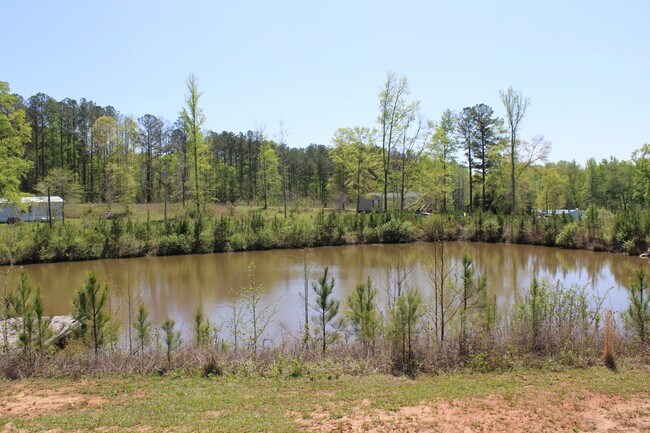 Building Photo - 818 W Grantville Rd