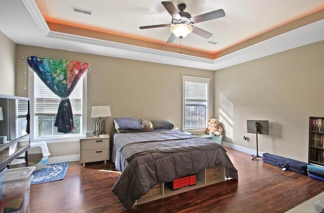 Building Photo - 1908 Lasso Cir