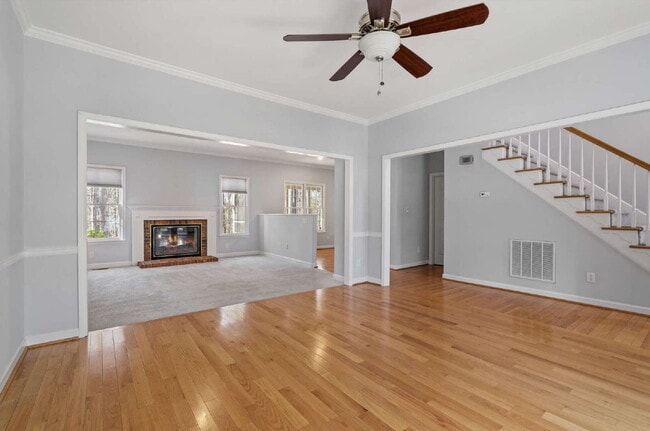 Building Photo - 4-Bed Oasis in Treyburn Community