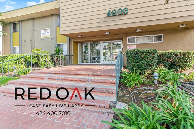 Building Photo - 4900 Clair Del Ave