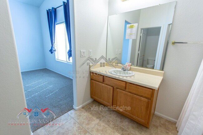 Building Photo - 4149 E Azurite Rd