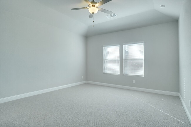 Building Photo - 5812 Marvel Dr