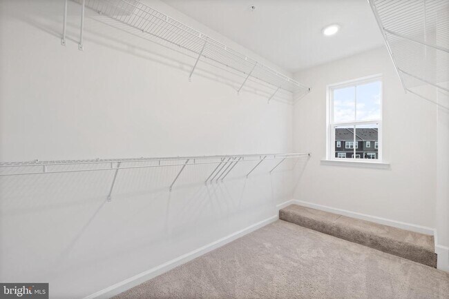 Building Photo - 4615 Crossing Ct