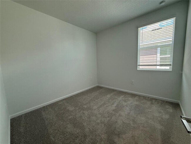 Building Photo - 734 Honeyrock St
