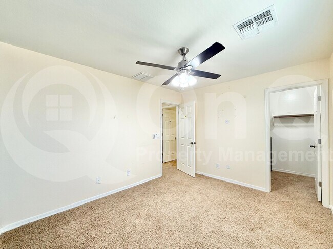 Building Photo - 4559 S Antonio