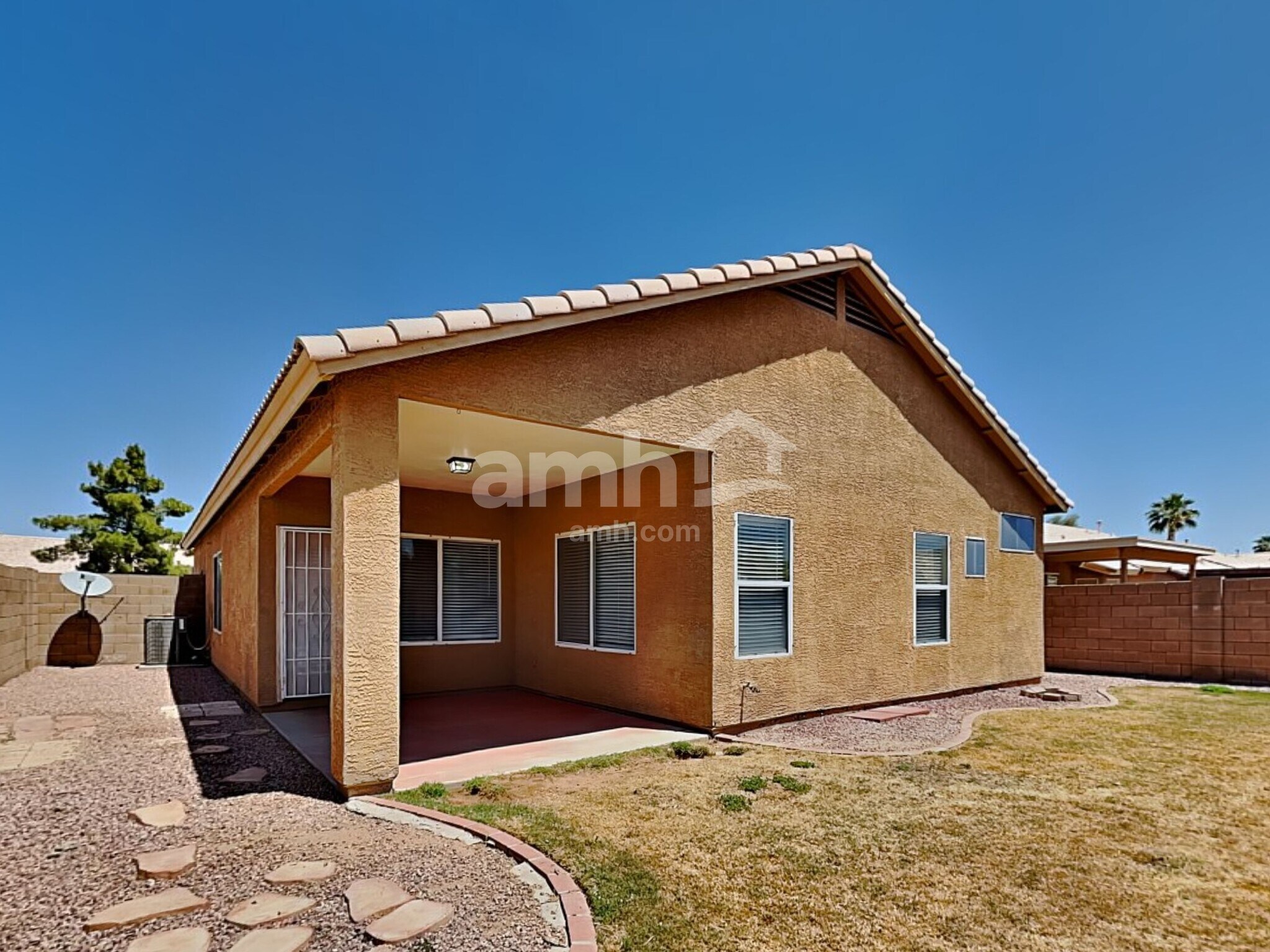 Building Photo - 14551 W Marcus Dr