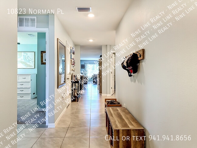 Building Photo - 10823 Norman Pl