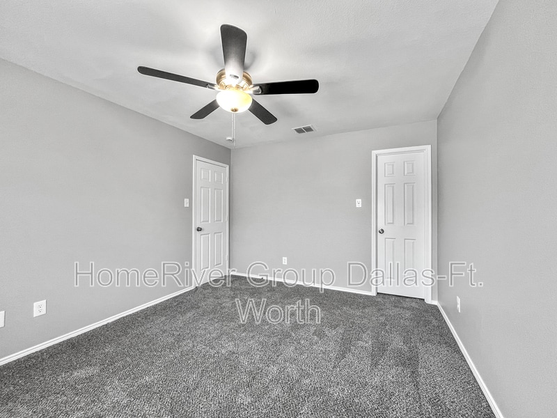 Building Photo - 507 Binkley Ct
