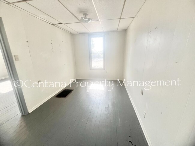 Building Photo - 648 S Colorado St