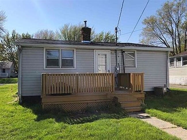 Building Photo - newly updated 2 bedroom 1 bath